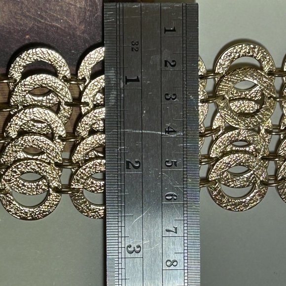 Super Wide Signed RJ Graziano Multi Strand Gold Tone Circle Links Bracelet - Picture 7 of 8